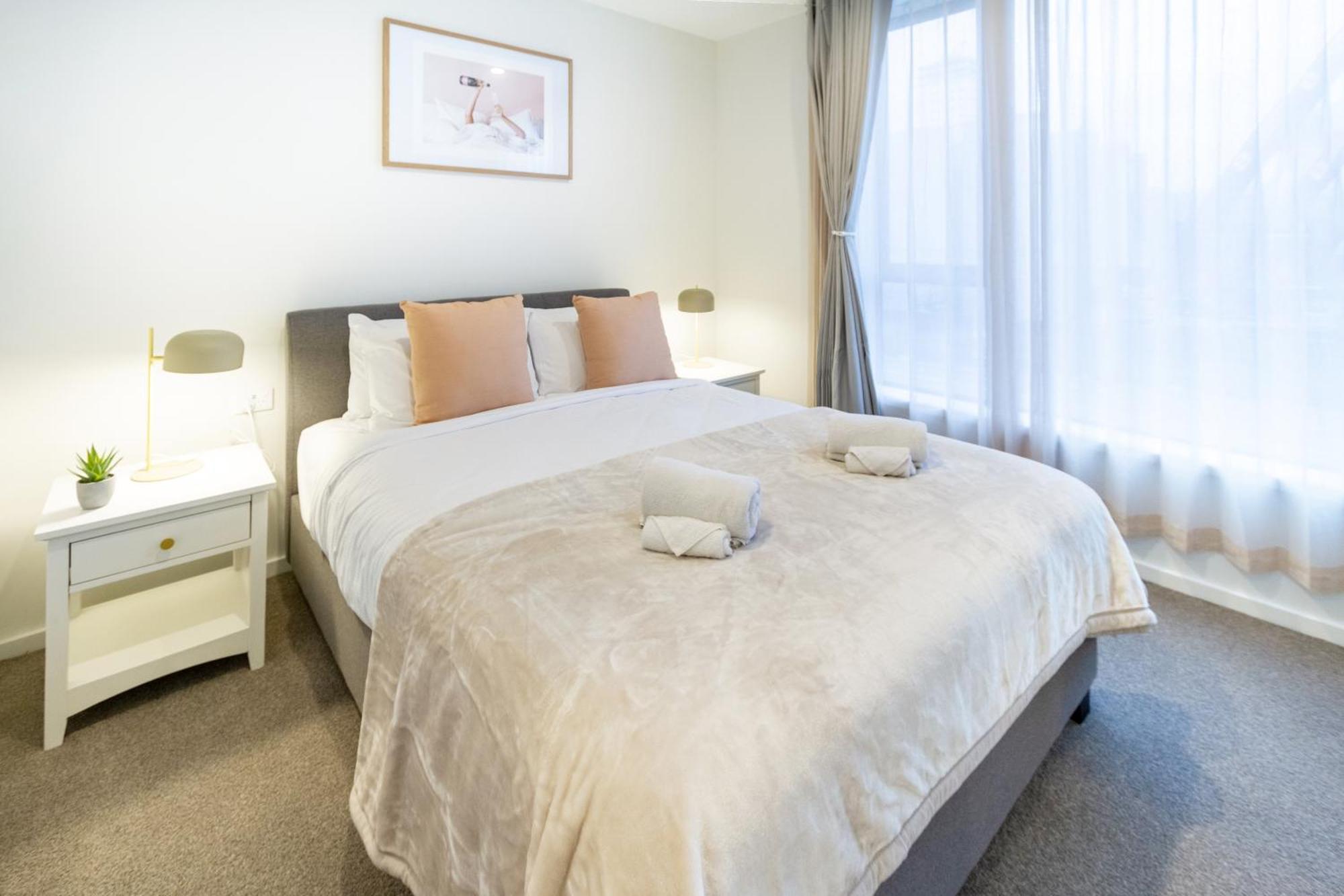 Cozy And Chic In Central Крайстчърч Екстериор снимка