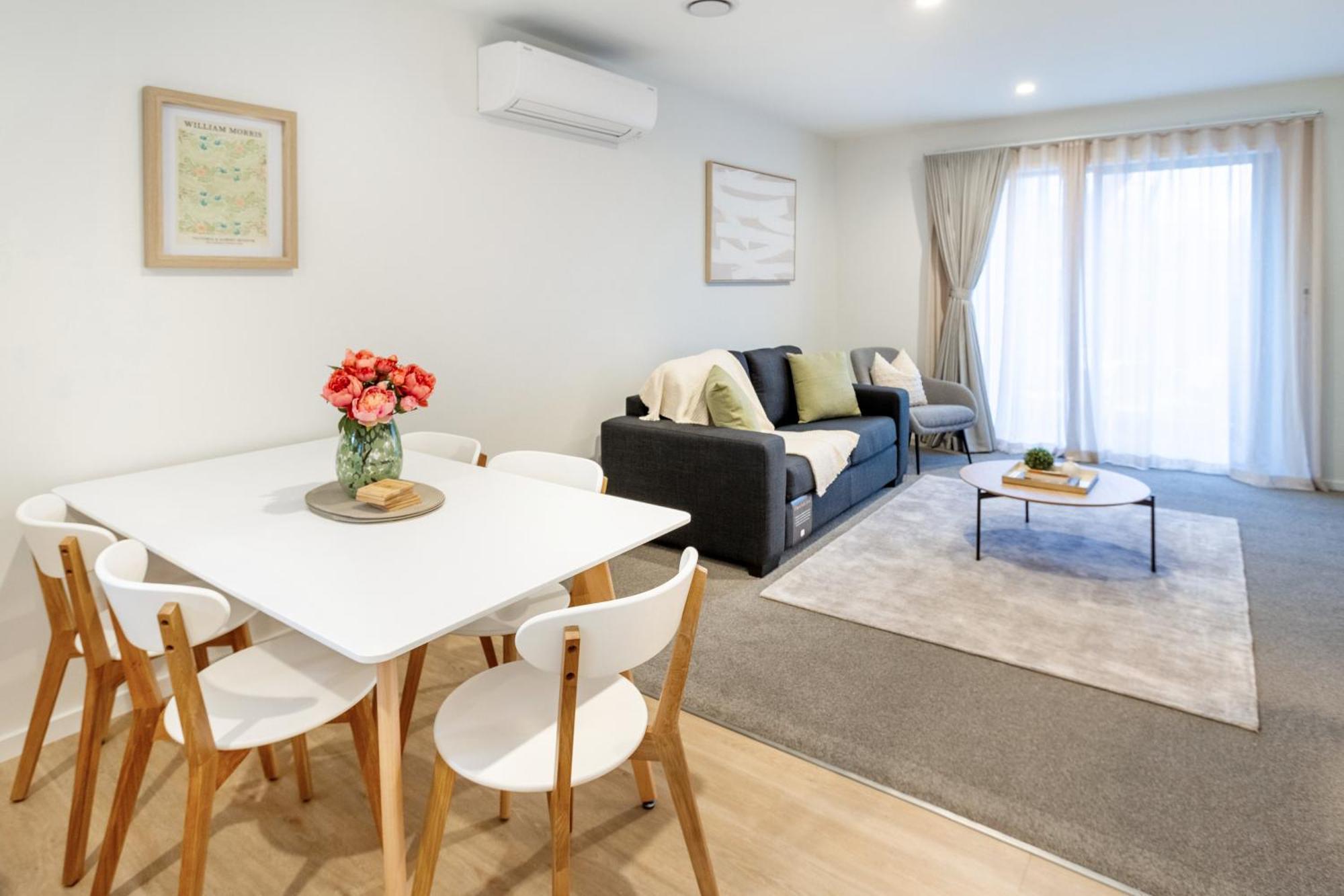 Cozy And Chic In Central Крайстчърч Екстериор снимка